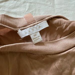 Lunya washable silk tee set